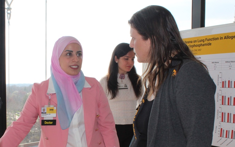 Asmaa Mhanna presenting her research