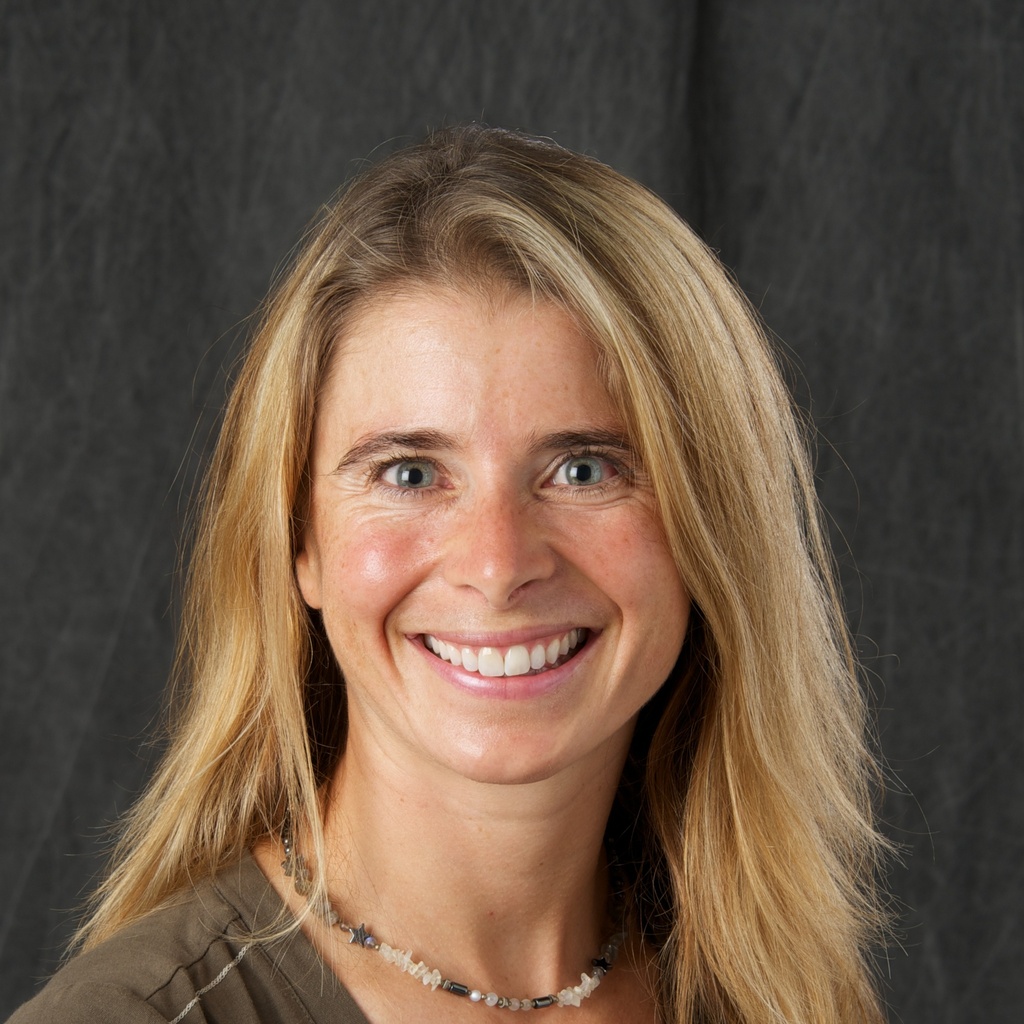 Vanessa Curtis, MD